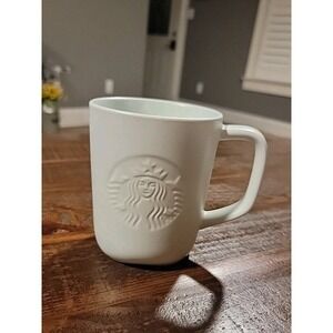 Starbucks Embossed Siren Ceramic Triangular Bottom Embossed Mug 16fl oz Mint Gre